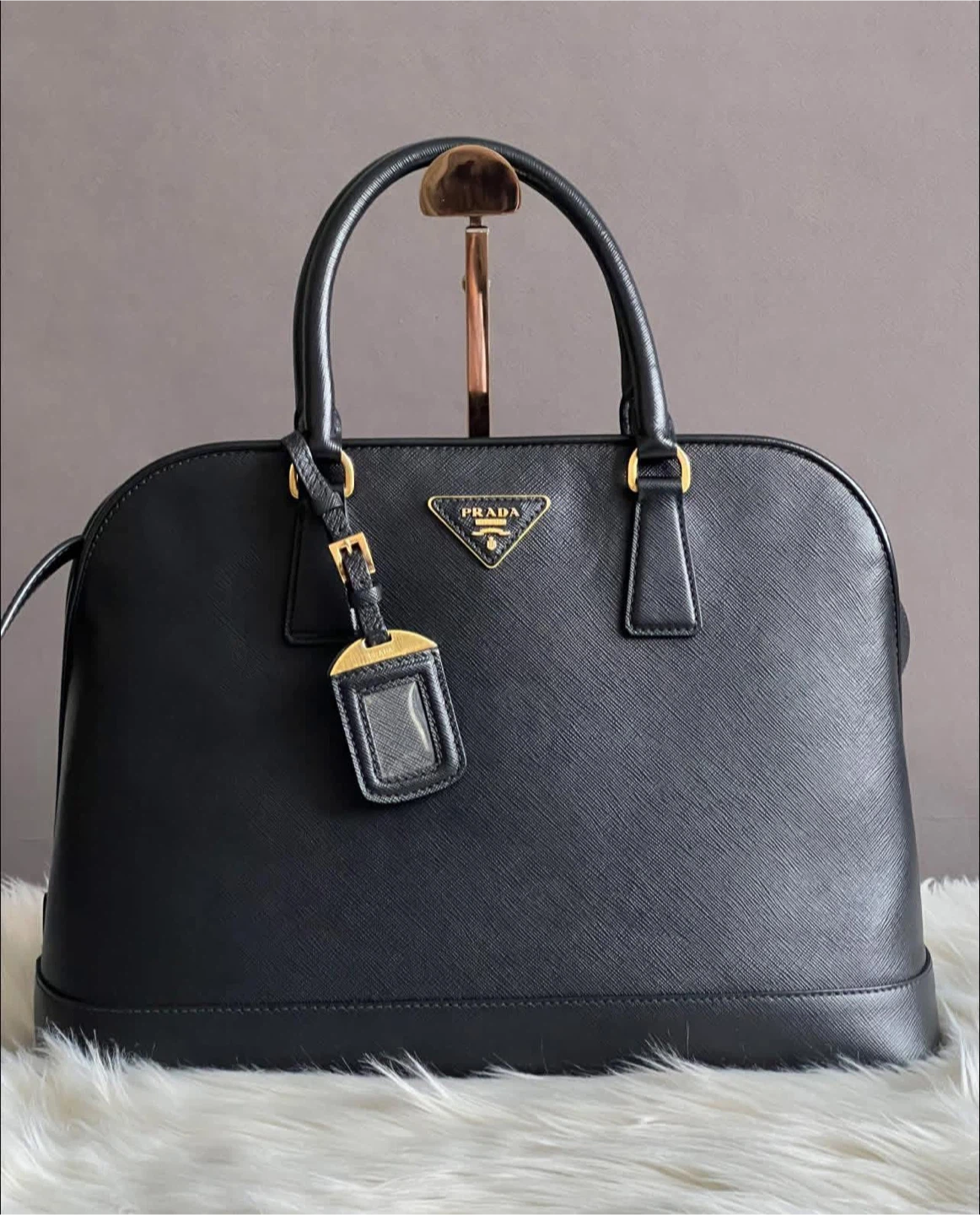 FOR SALE ✨ 🎀 PRE-LOVED 🎀 Prada Saffiano Large Dome Tote Bag - photo 3