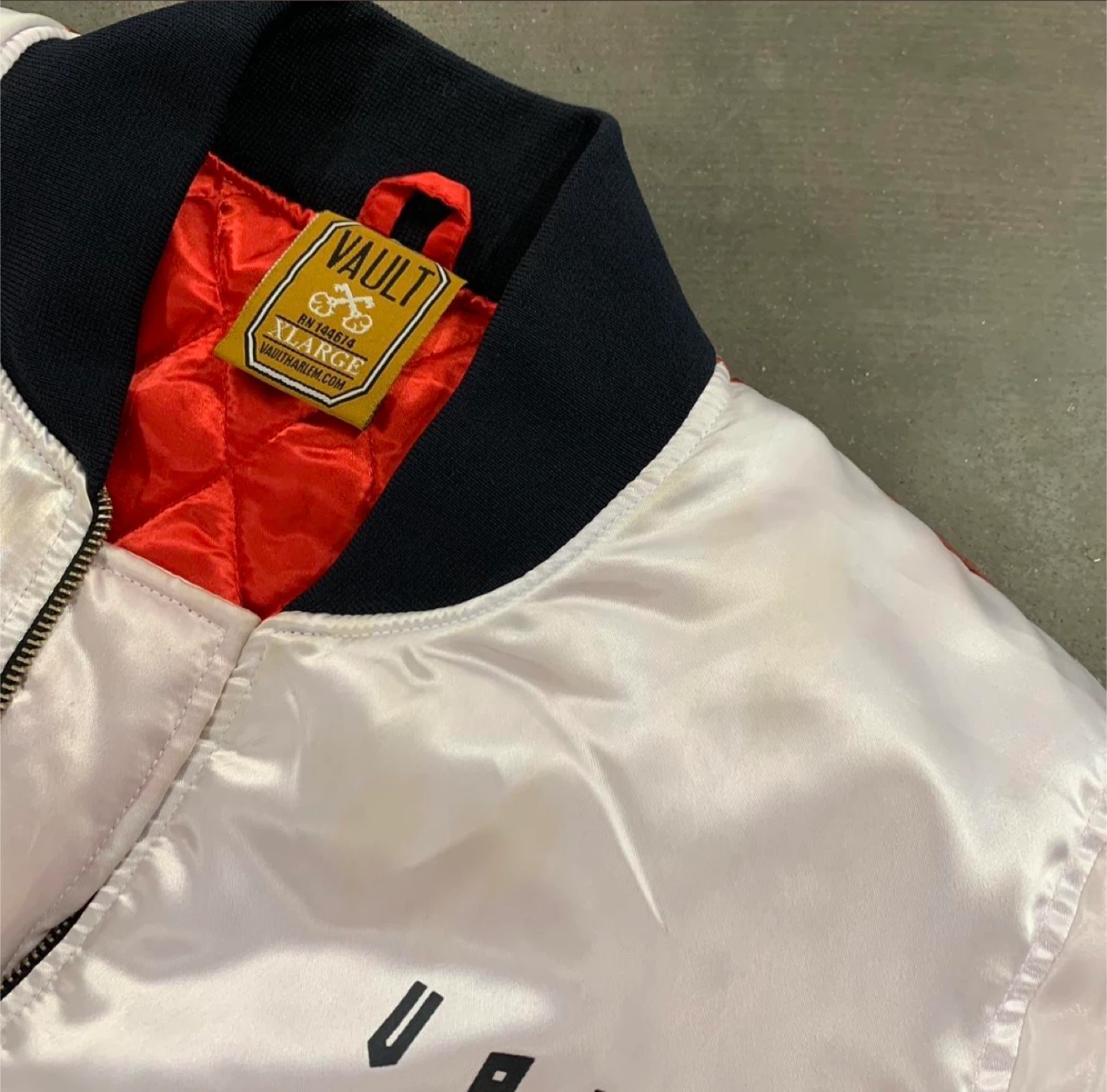 Vault Bomber Jacket XLarge - photo 3