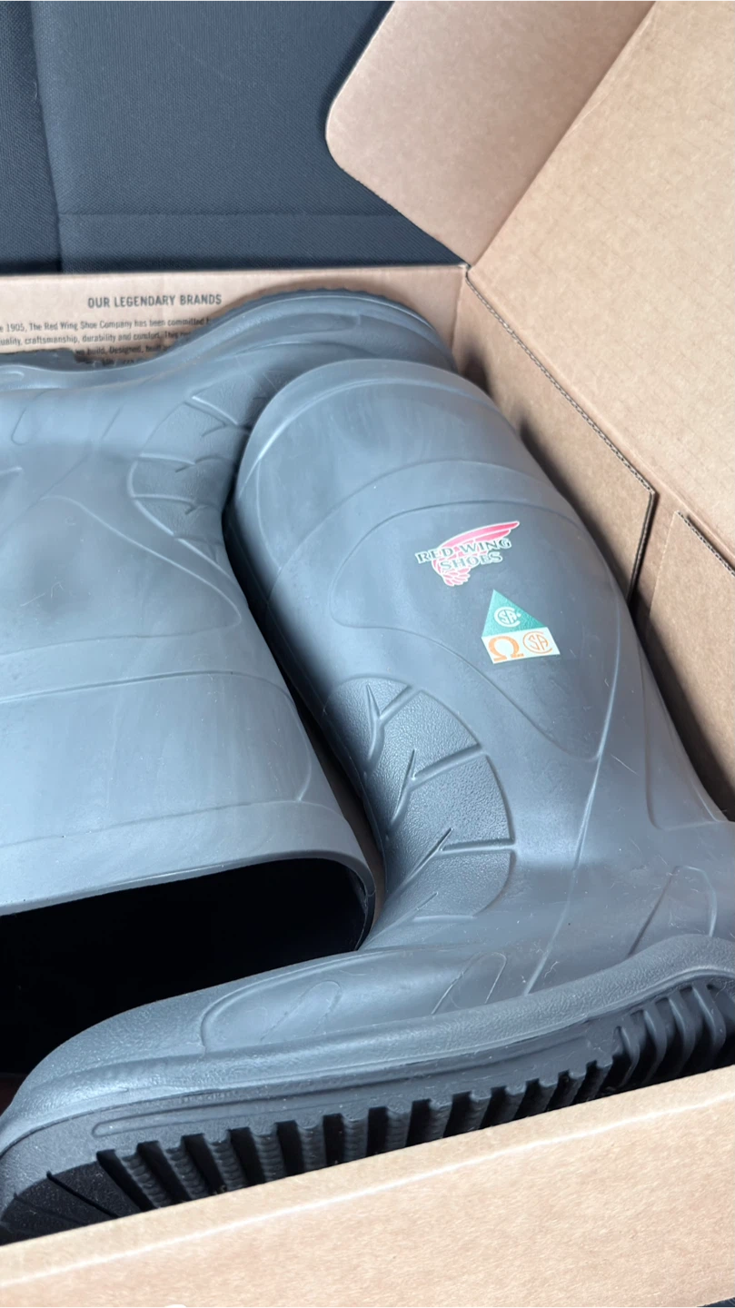 Red Wing Shoes 59006 Waterproof Work Boots Size 9 - photo 2