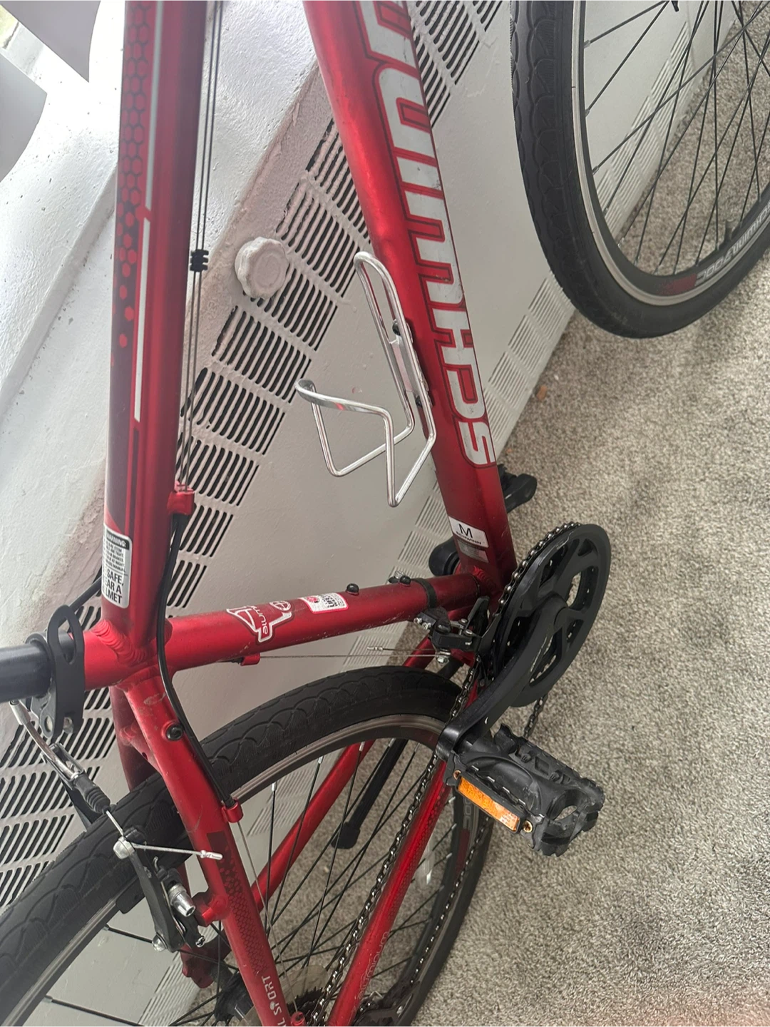 Red Schwinn Dual Sport Bicycle - photo 4