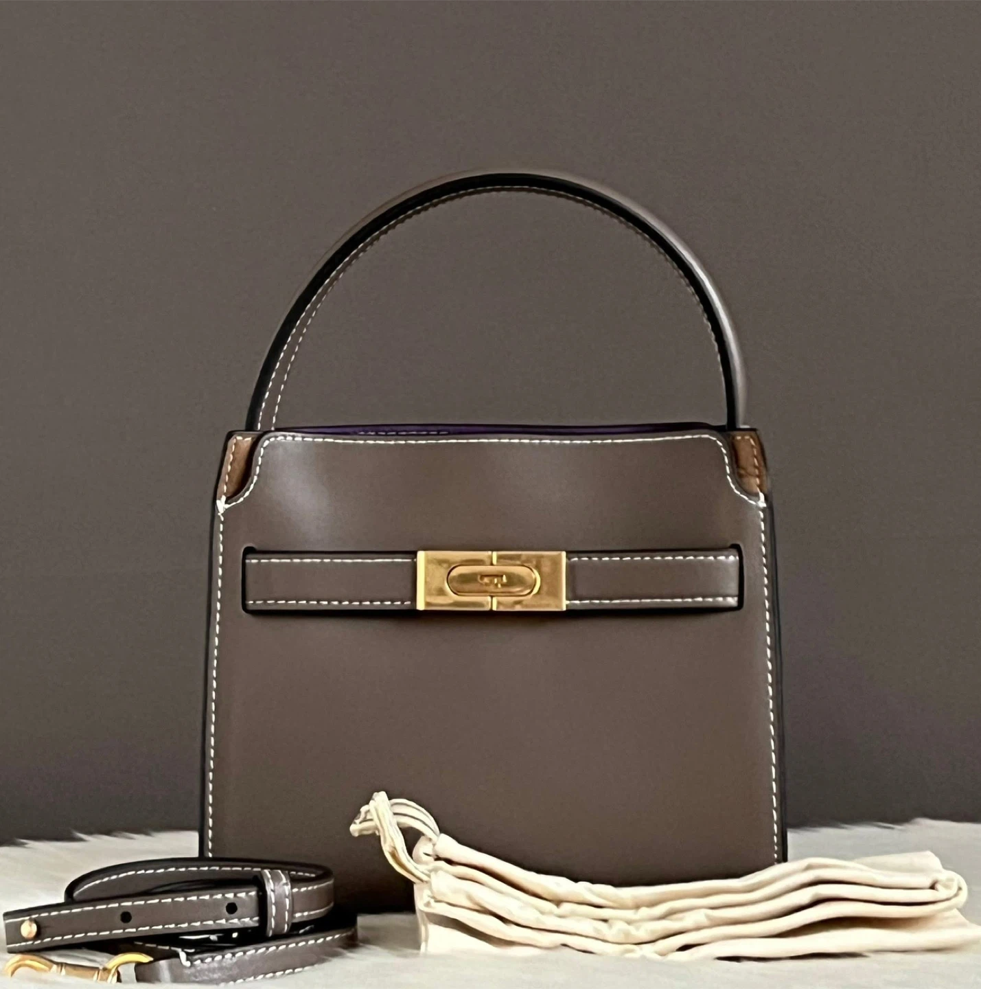 FOR SALE ✨ Brand new Tory Burch Lee Radziwill Petite Double Bag