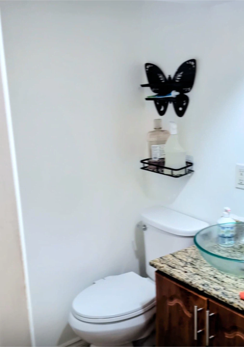 Private Furnished Room For Rent - photo 3