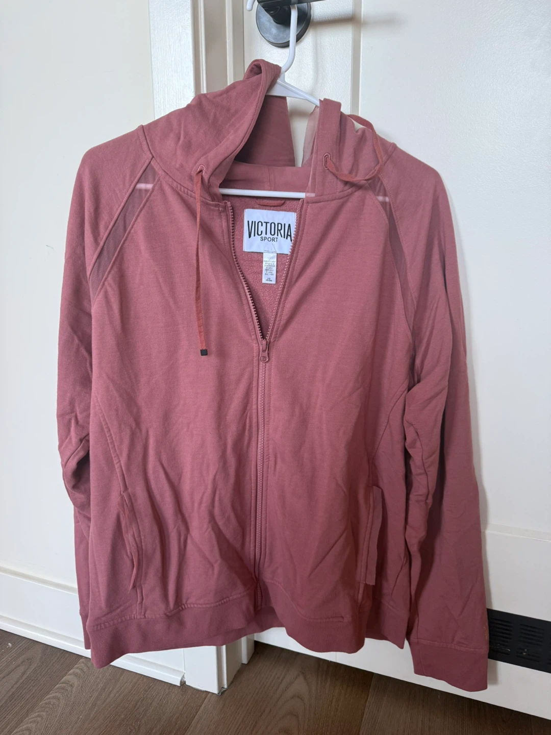 Victoria Sport Zip-Up Hoodie Size L