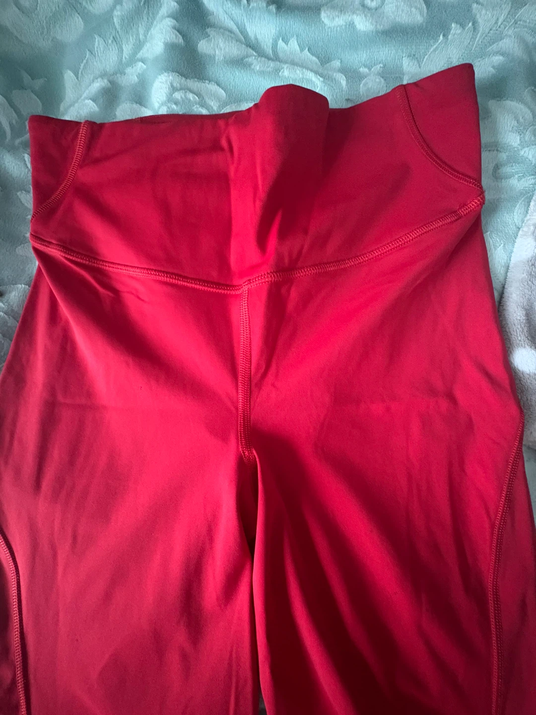 Lululemon Red Leggings - photo 2