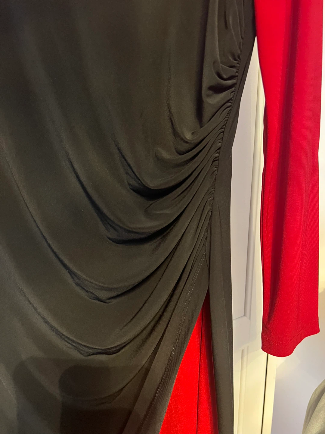Chaps Red and Black Colorblock Ruched Dress L/G - photo 4