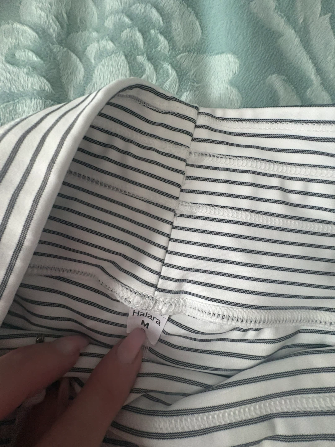 Halara Striped Joggers Size M - photo 2
