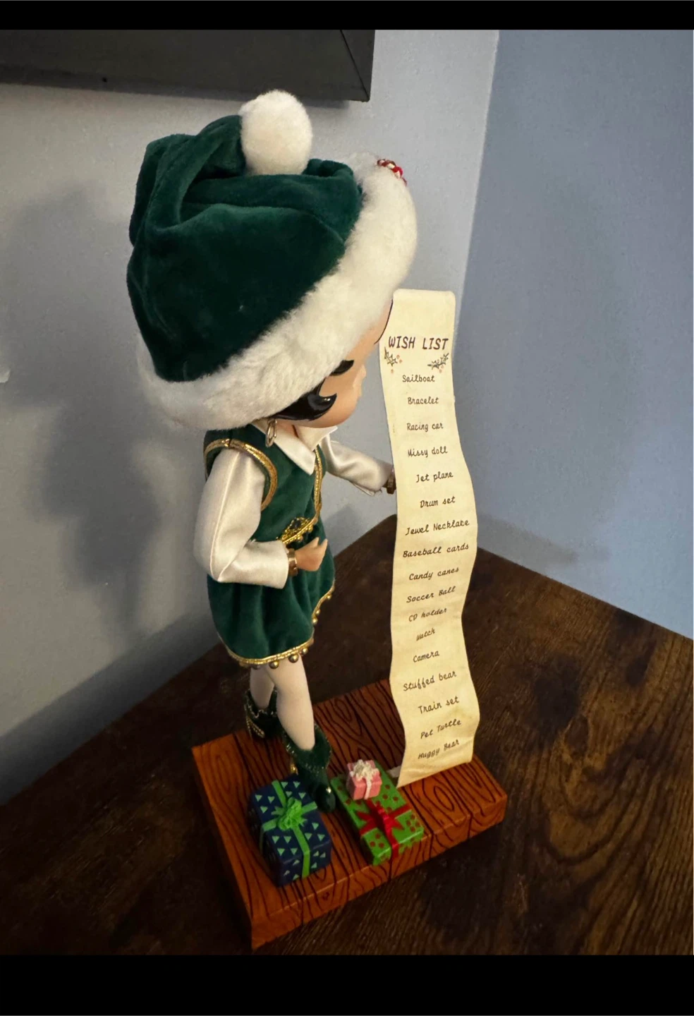 Betty Boop Christmas Figurine with Wish List - photo 2