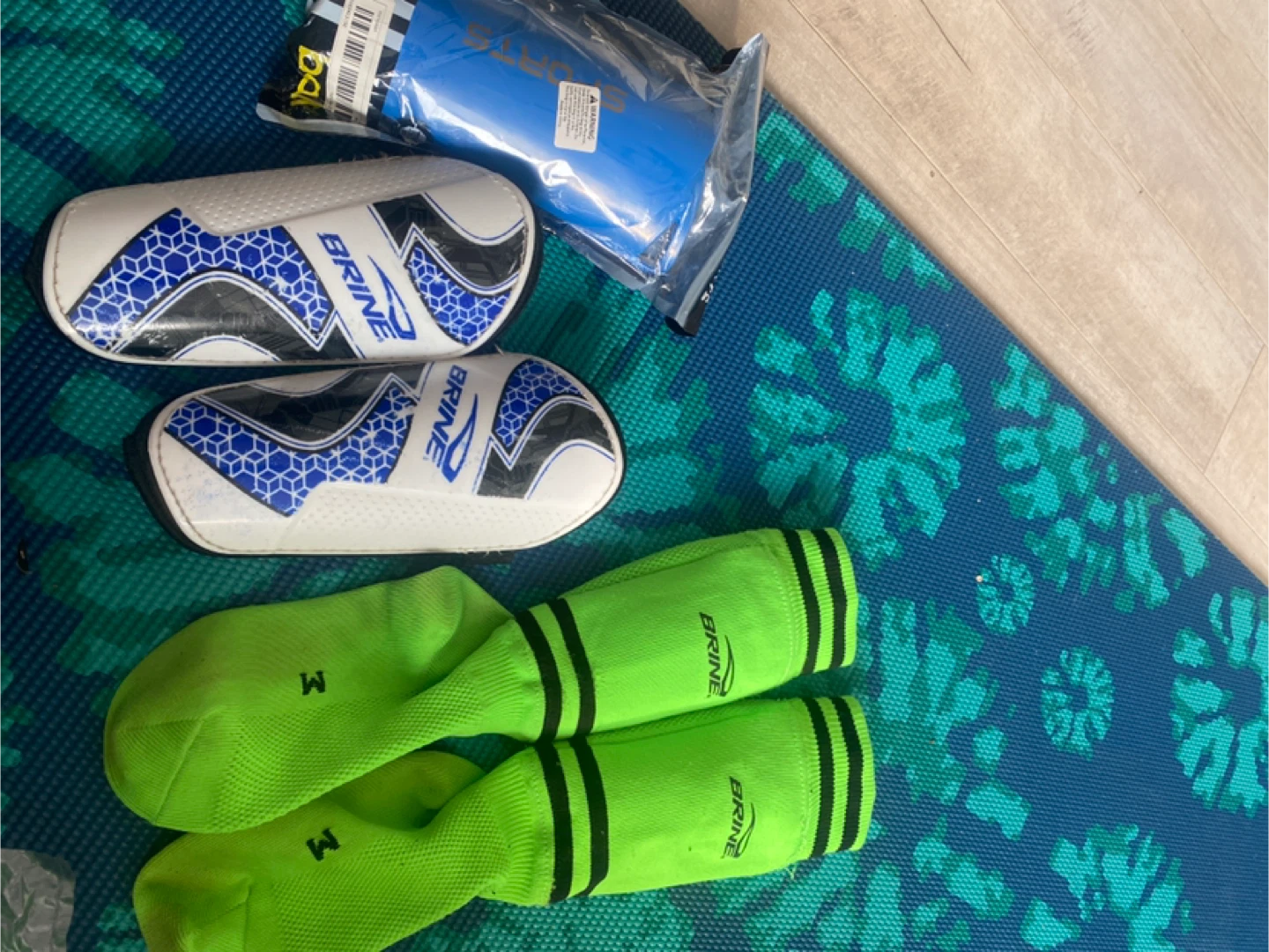 Soccer shin pads