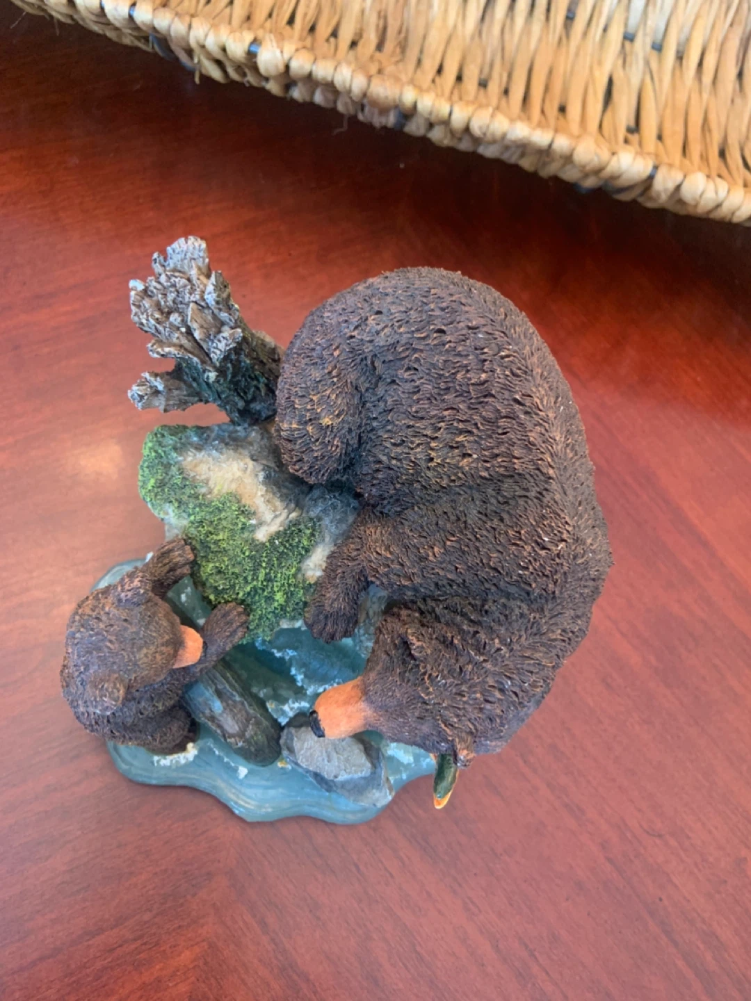 RESIN Bear Family Fishing Figurines - photo 4