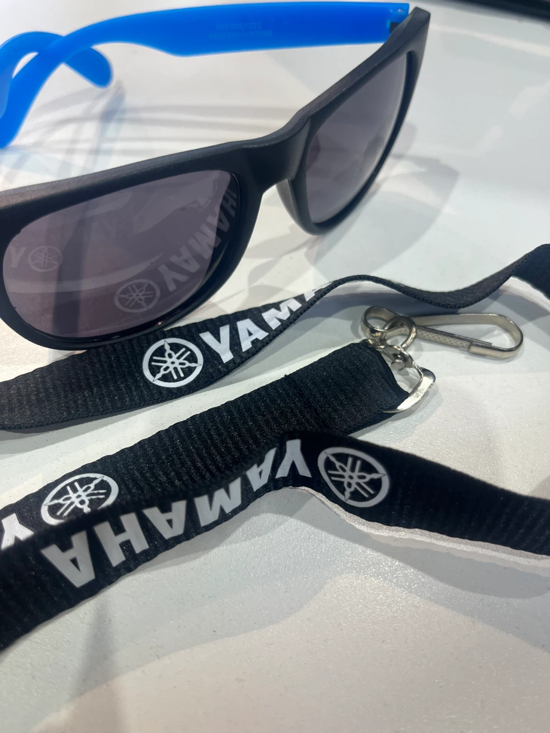 Yamaha Sunglasses with Lanyard - photo 2