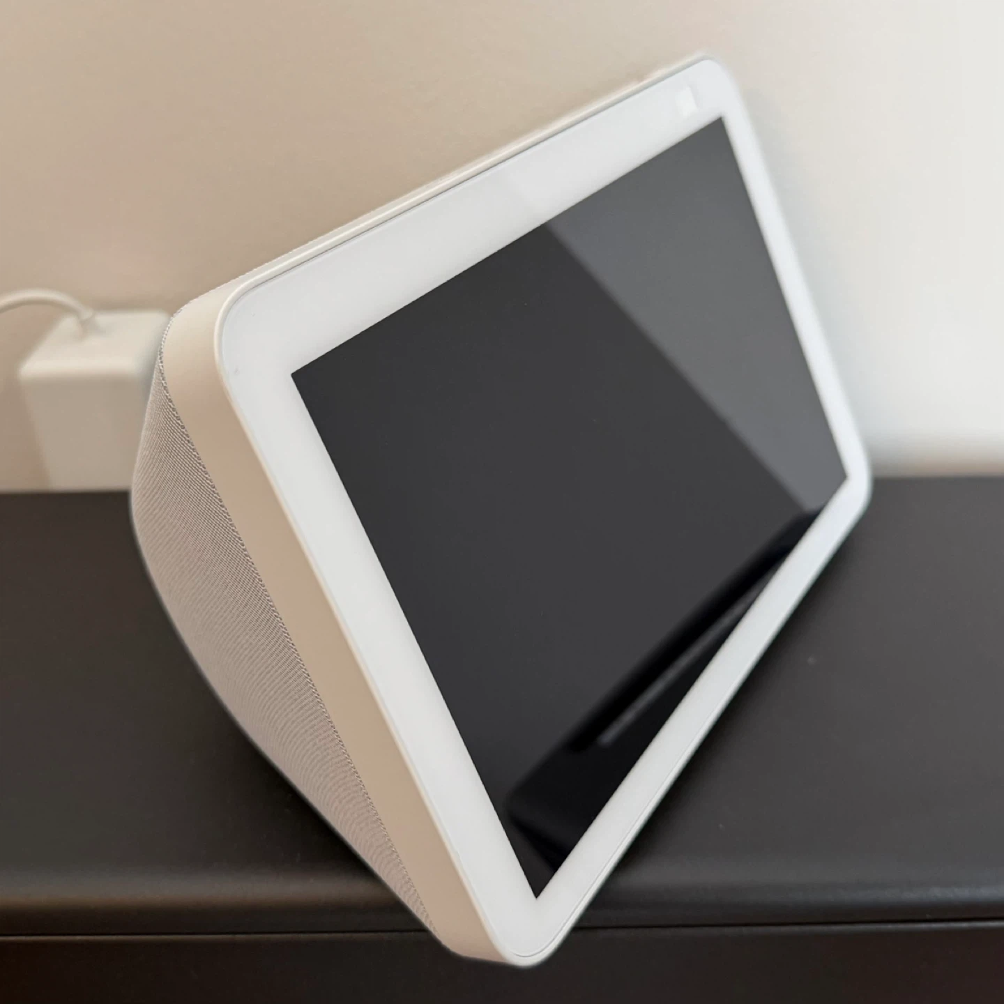 Amazon Echo Show 8 (2nd Gen)