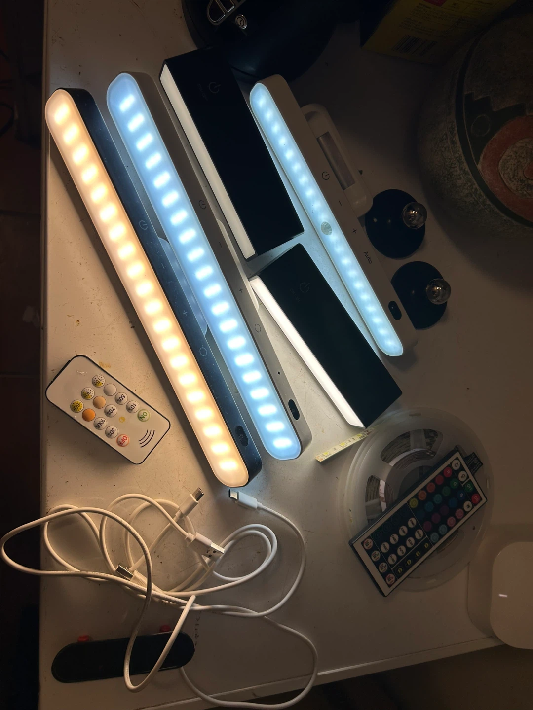 4 x Portable LED rechargeable dimmable lights + extras