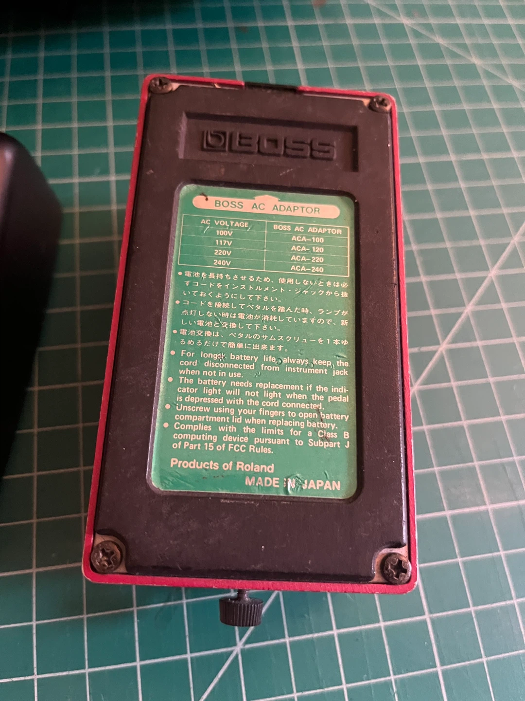 BOSS DM-3 Delay Guitar Effects Pedal - photo 2