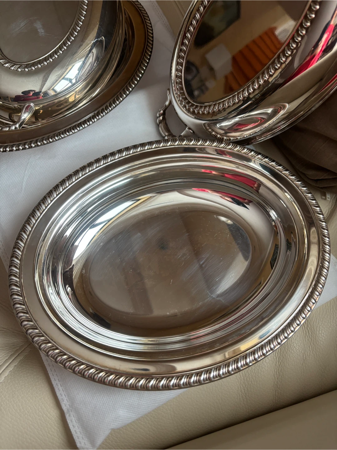 WM A ROGERS Silver Plated Oval Covered Serving Dish - photo 3