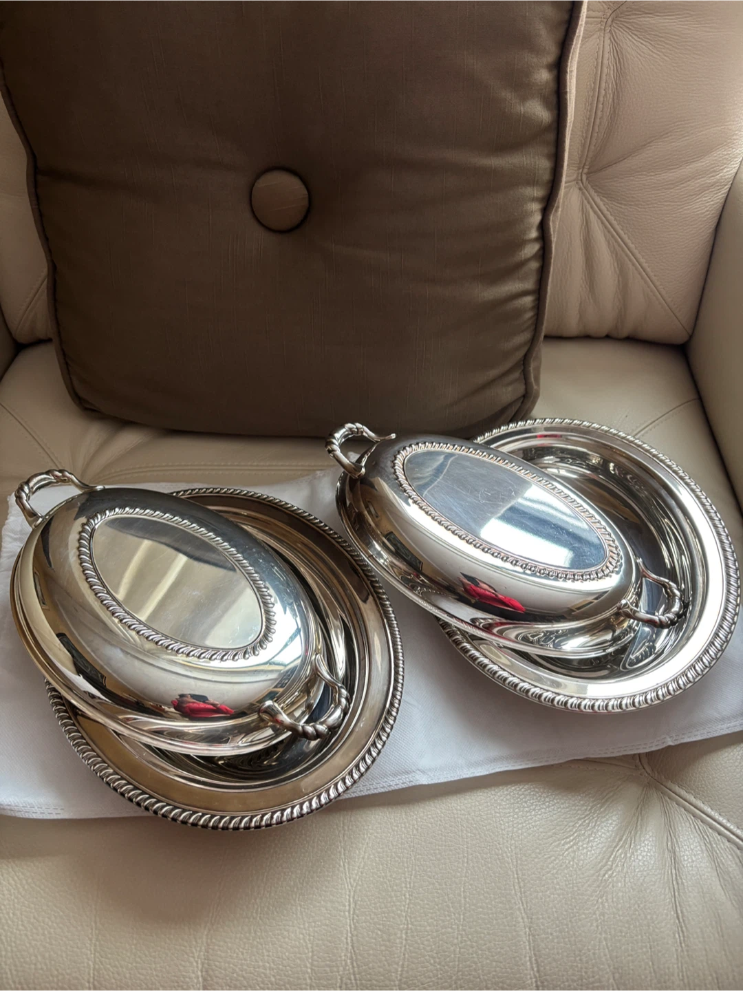 WM A ROGERS Silver Plated Oval Covered Serving Dish - photo 2