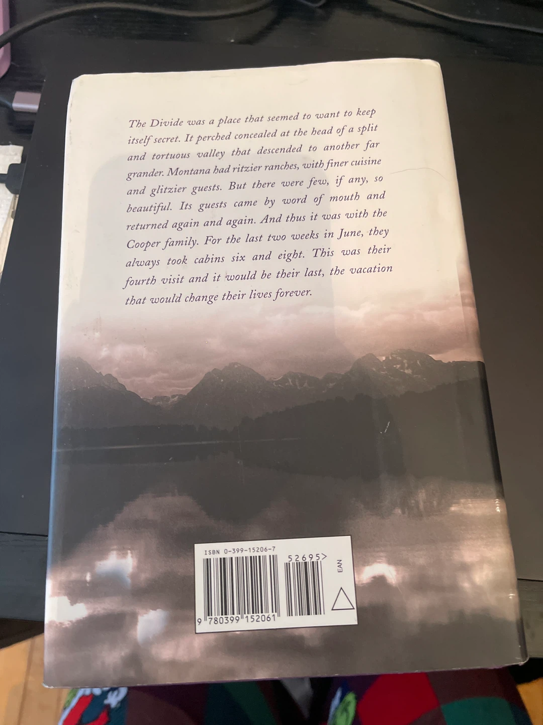 The Divide by Nicholas Evans Paperback Book - photo 2