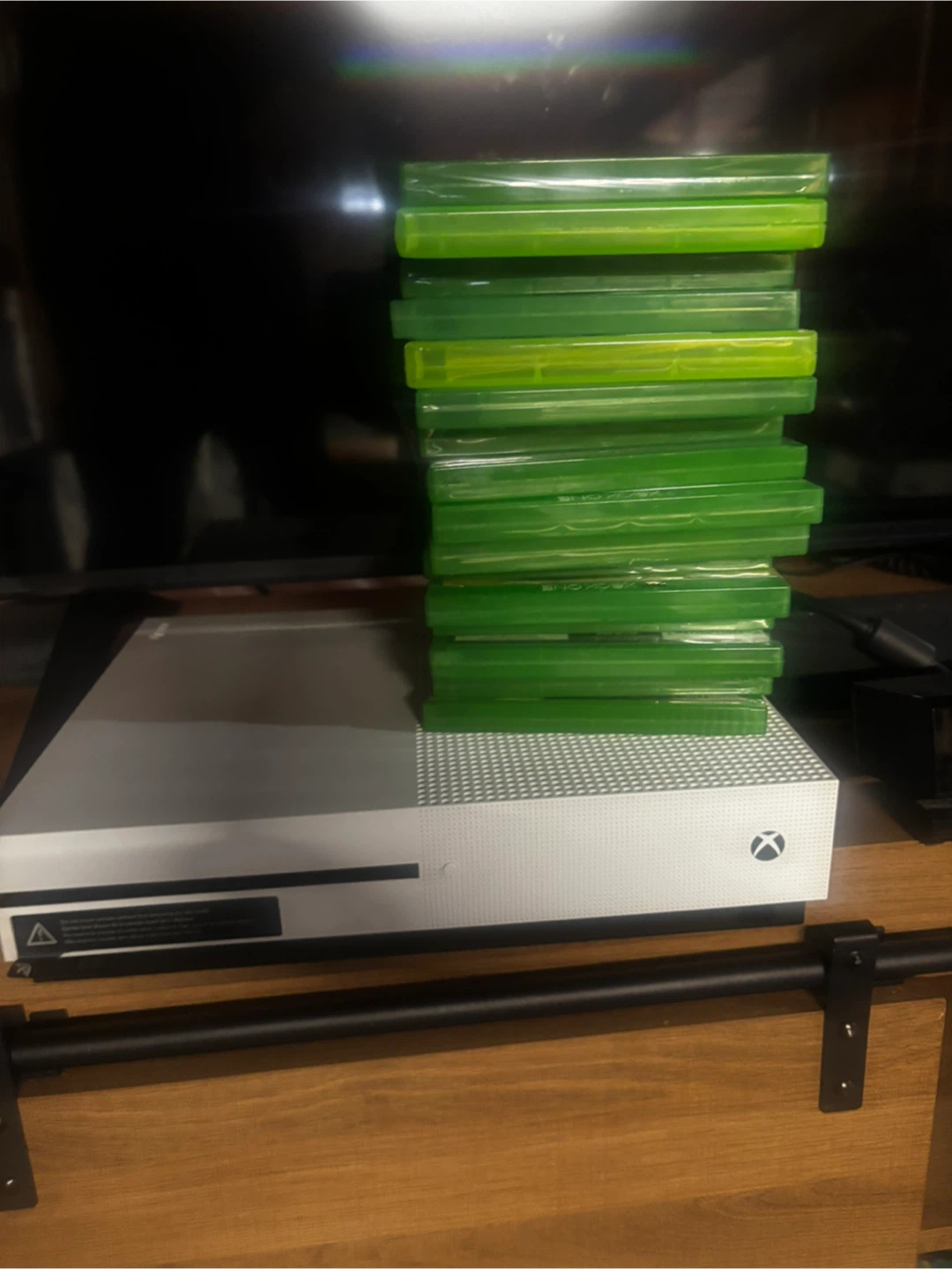 Xbox One S Console Bundle with Games and Controllers - photo 3