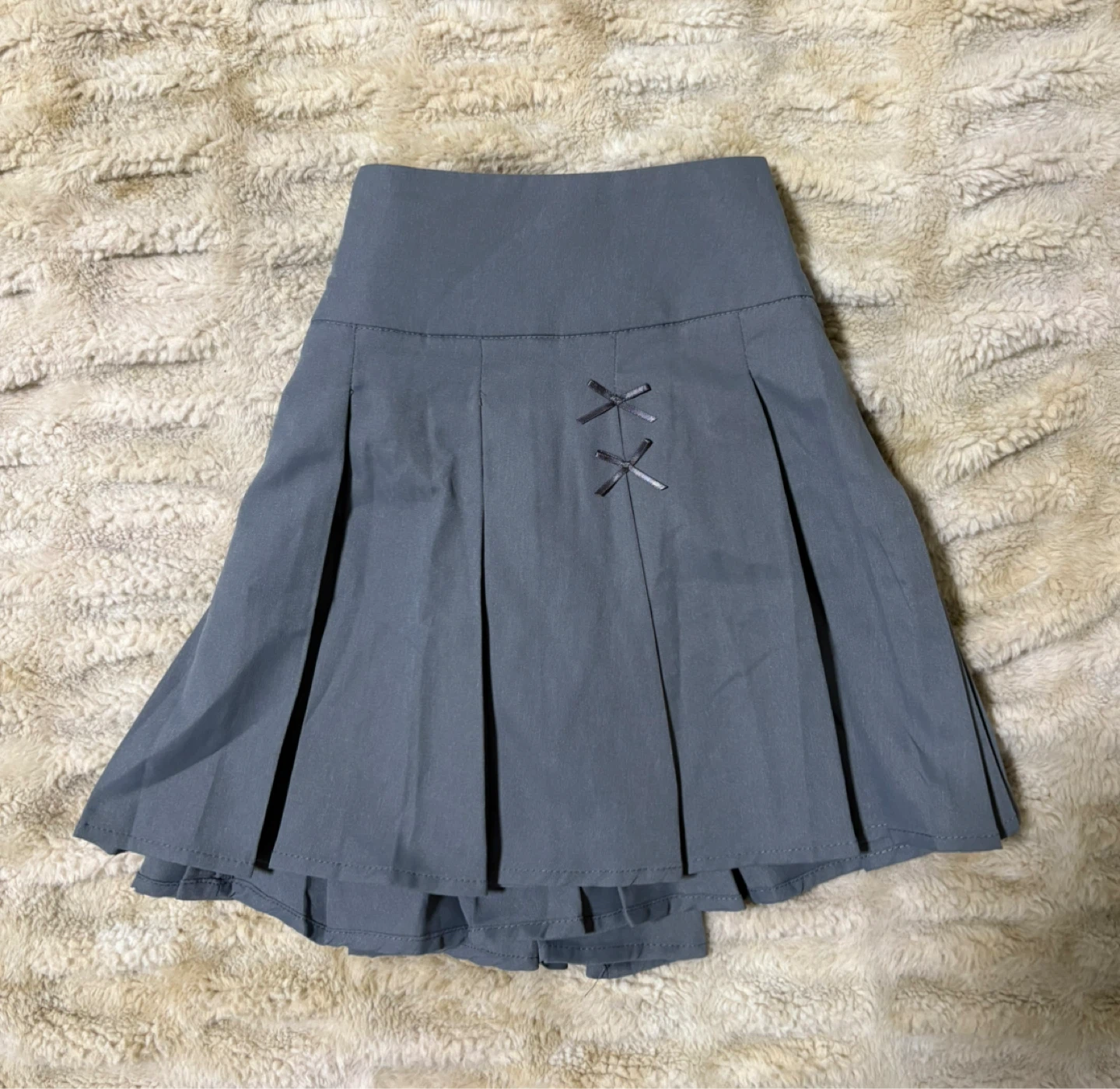 🩶Grey Pleated Skirt with Bow Accents