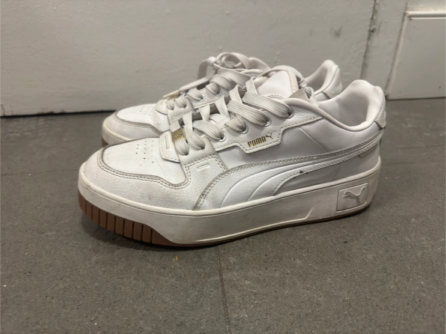 PUMA Carina Street Lux sneakers Womens US 9