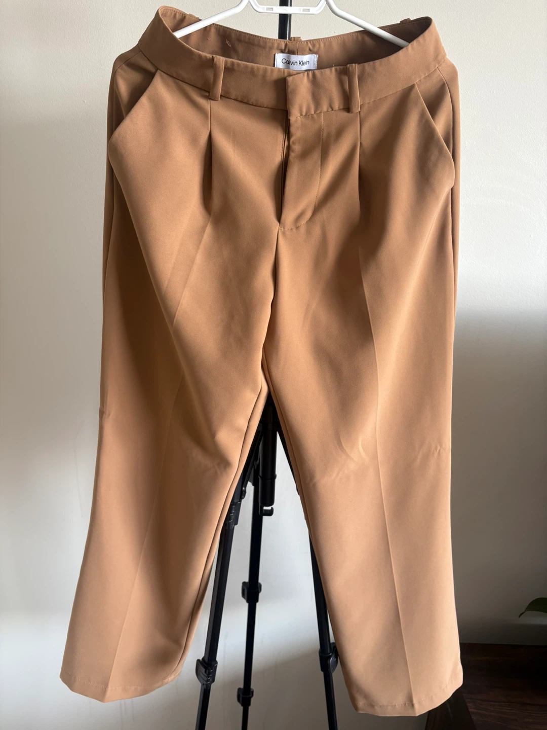 Calvin Klein Tan Pleated Cropped Pants