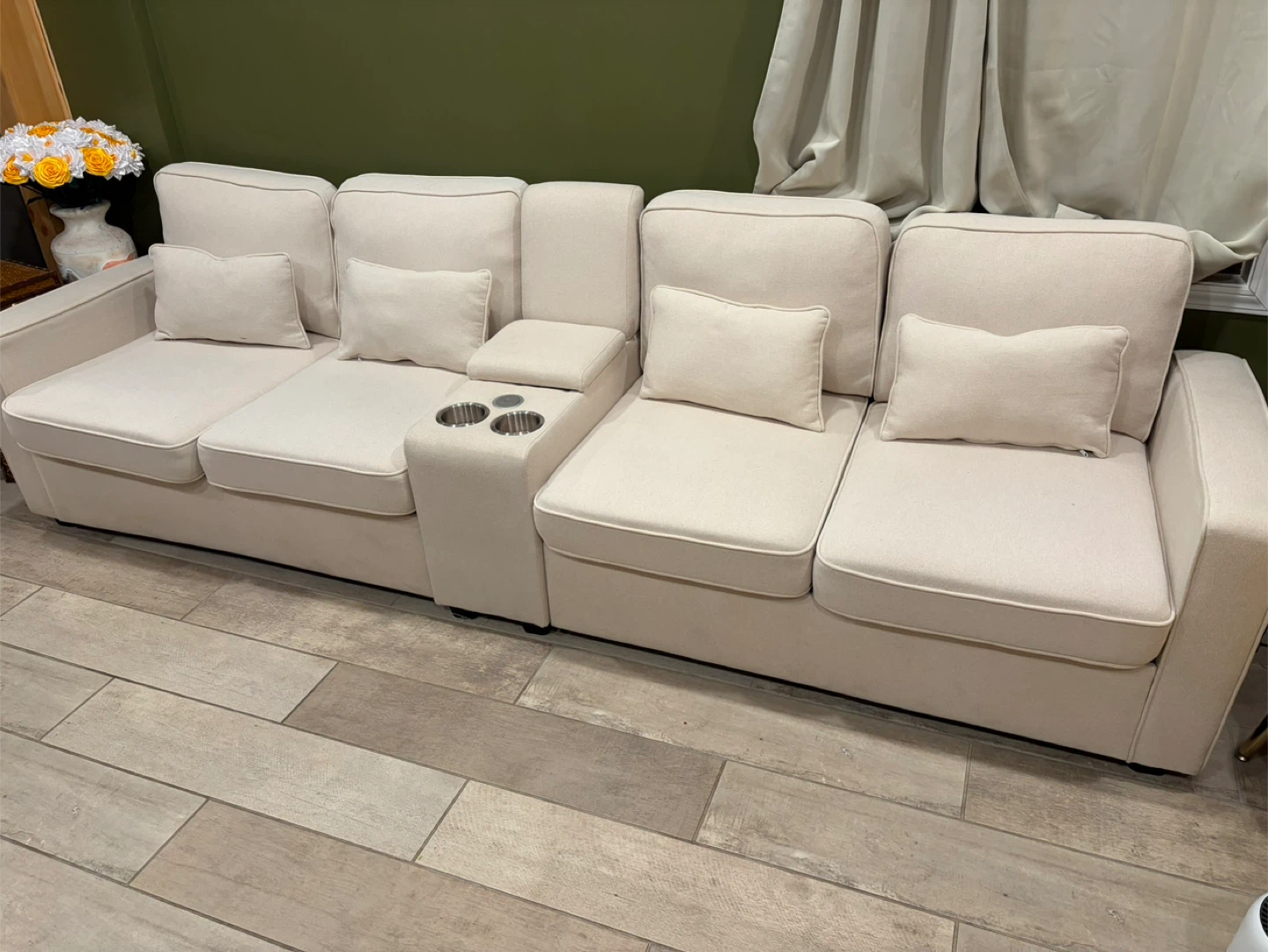 4-Seater Sofa with Cup Holders