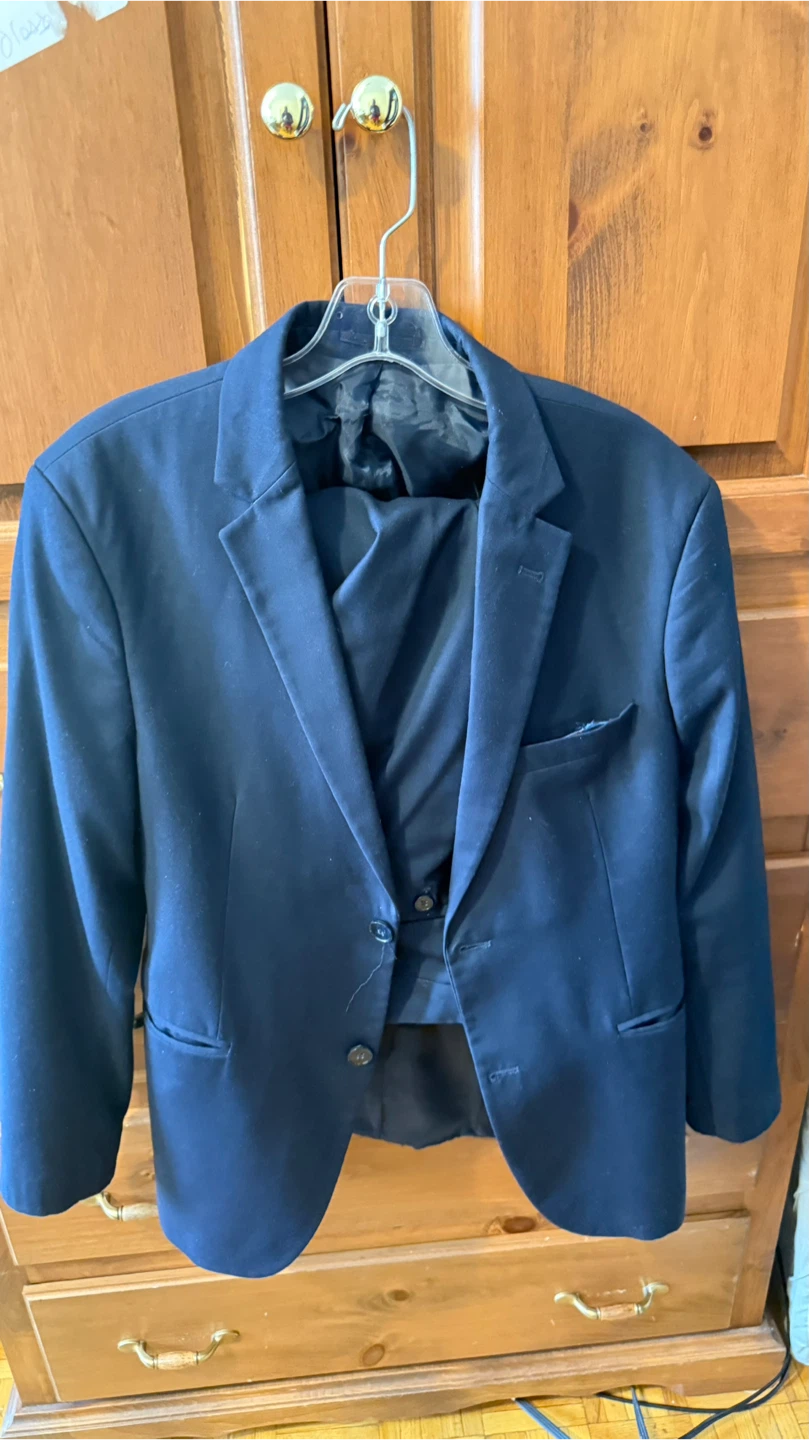 Men's Navy Blue Suit