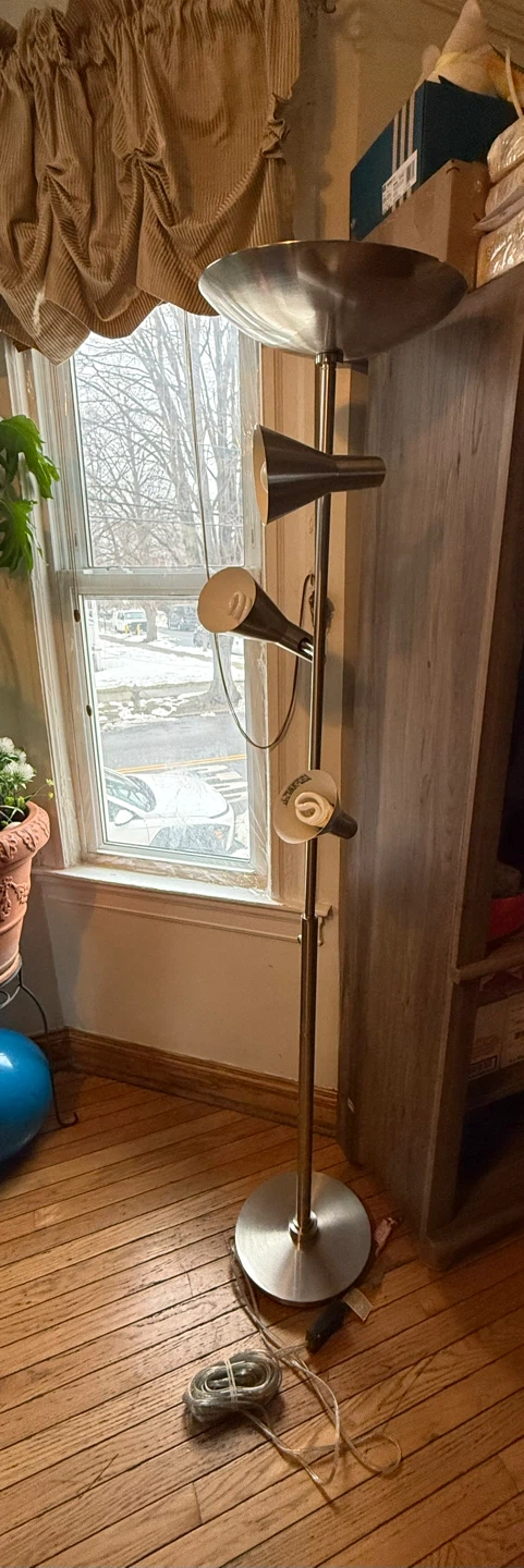 Modern Brushed Nickel 4-Light Floor Lamp with Reading Lights - photo 3