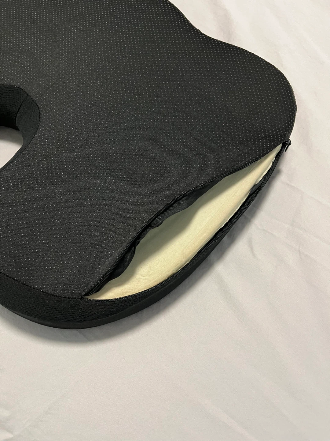 Black Memory Foam Seat Cushion*Like New - photo 2