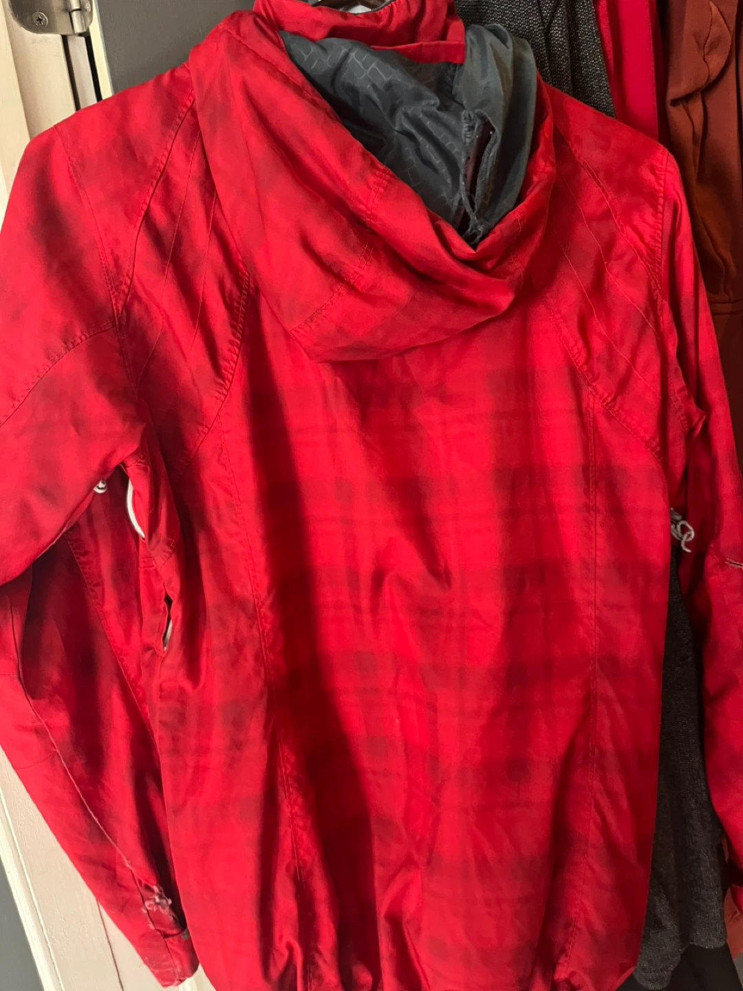 Columbia Sportswear  Red hooded Jackets - photo 2