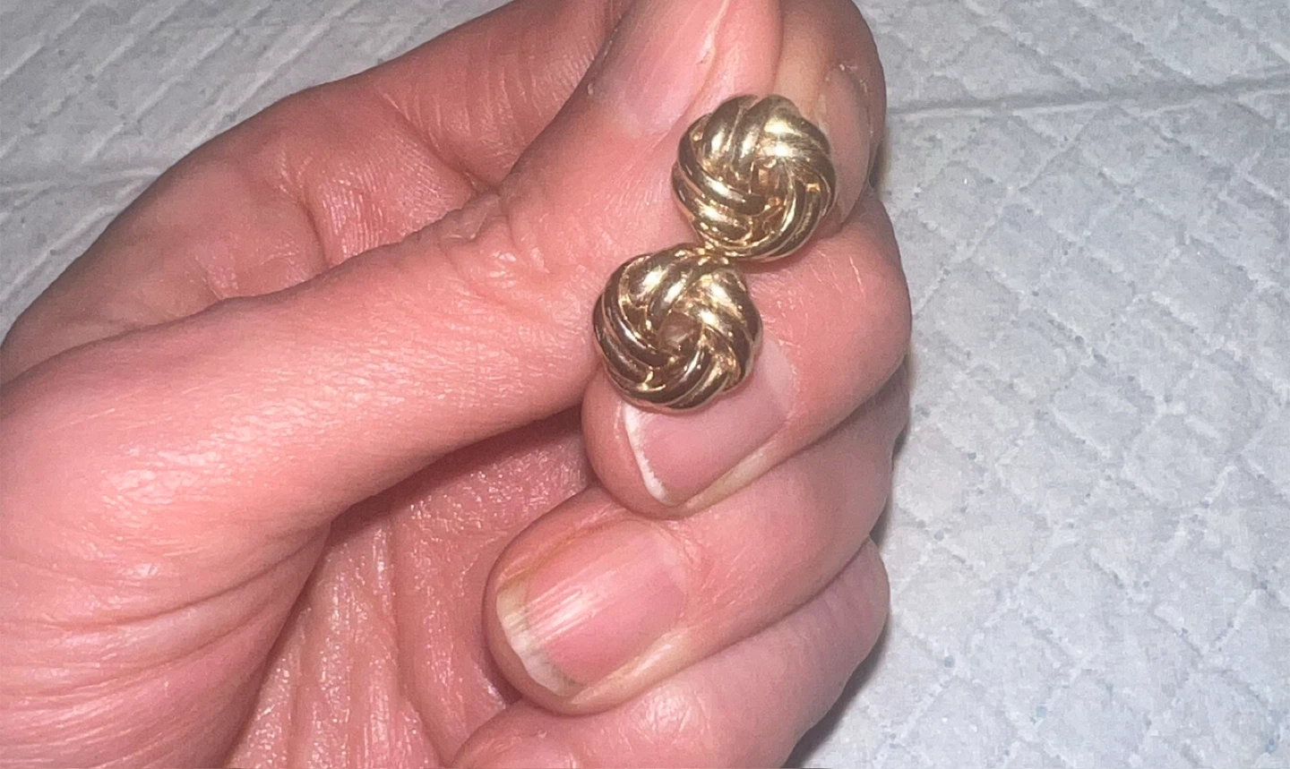 Vintage Gold Tone Leverback Earrings