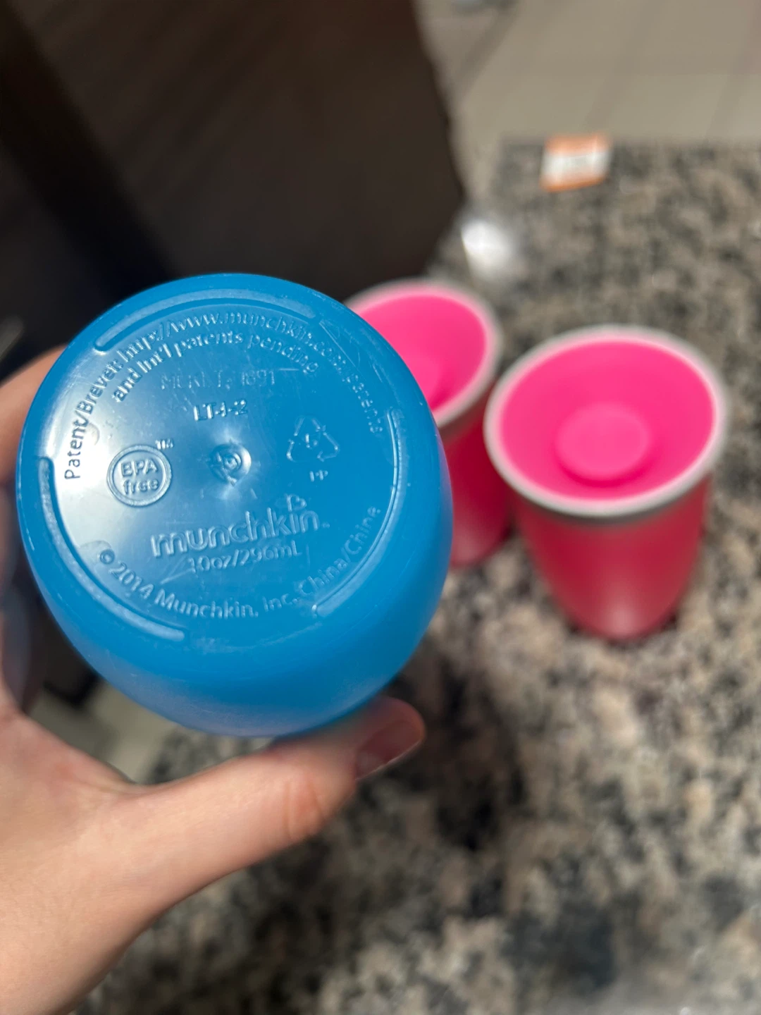 Munchkin 360 sippy cup set of 3, 10oz each - photo 2