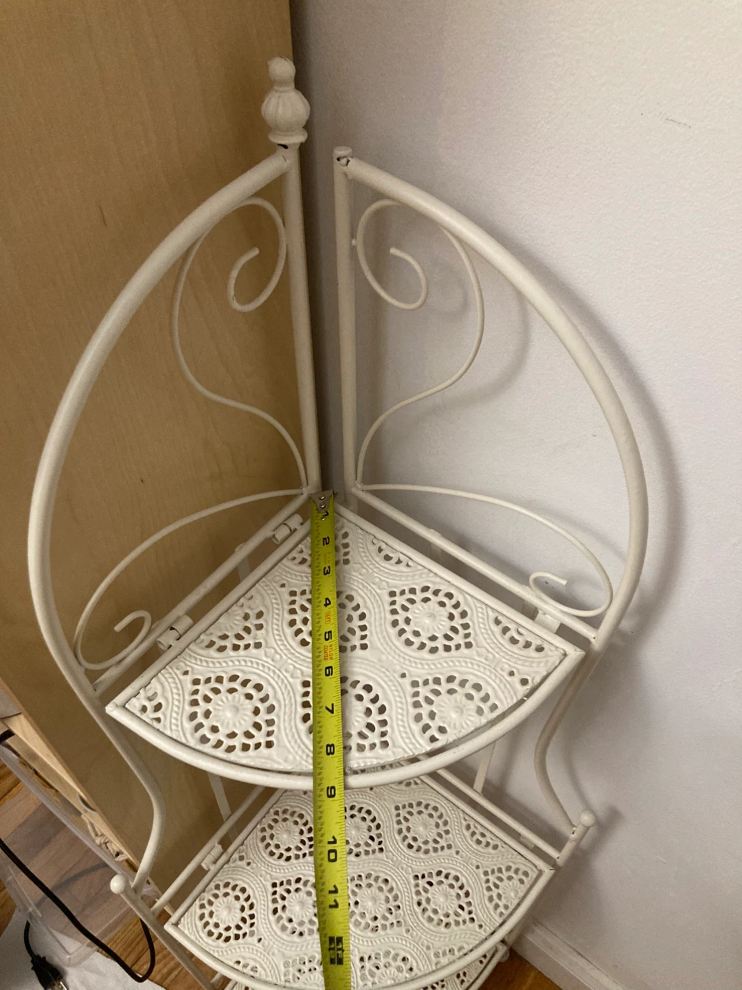 White Metal Corner Shelf Stand - photo 2