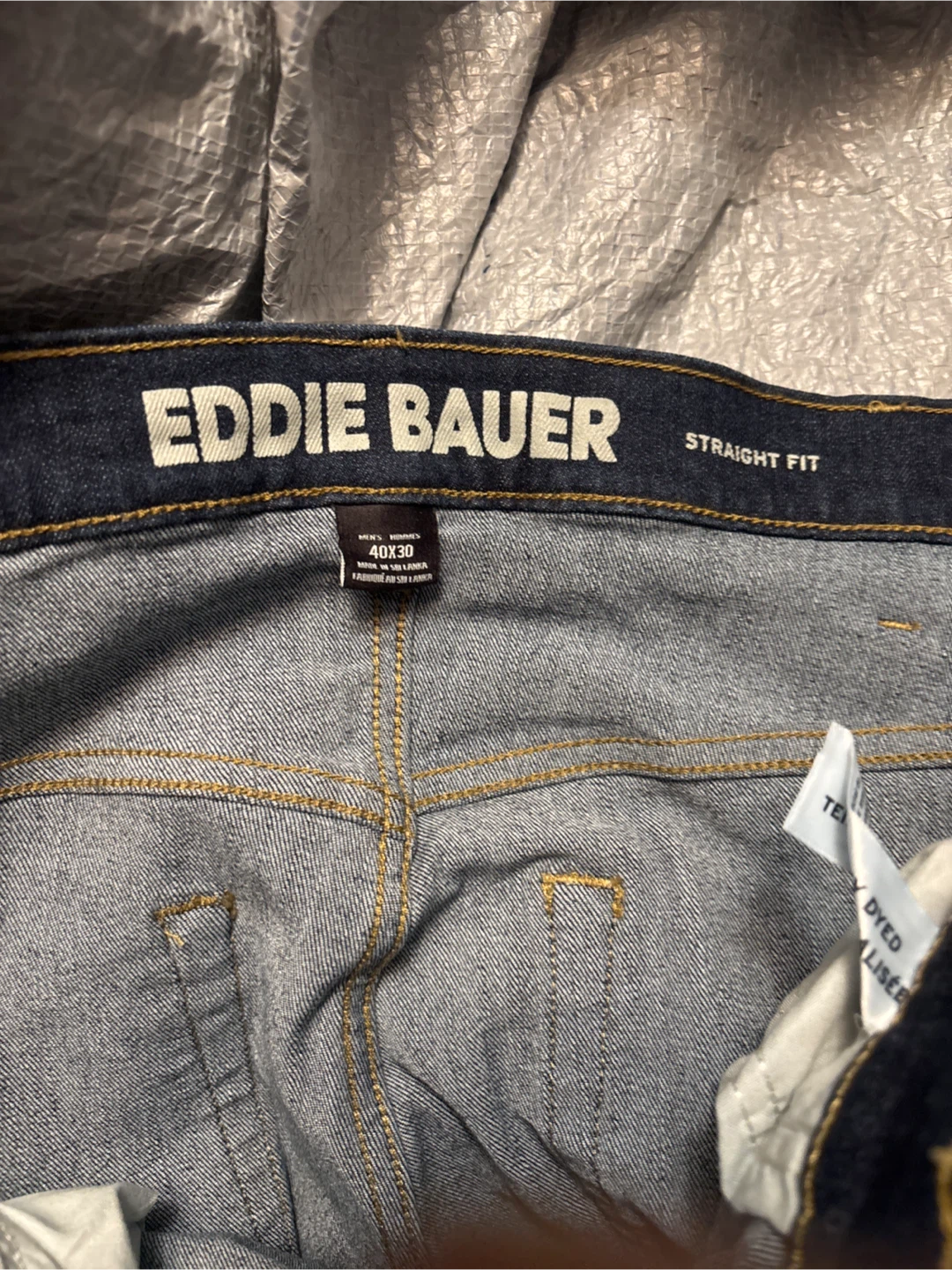 NWOT Eddie Bauer Men's Straight Fit Jeans Size 40x30 - photo 2