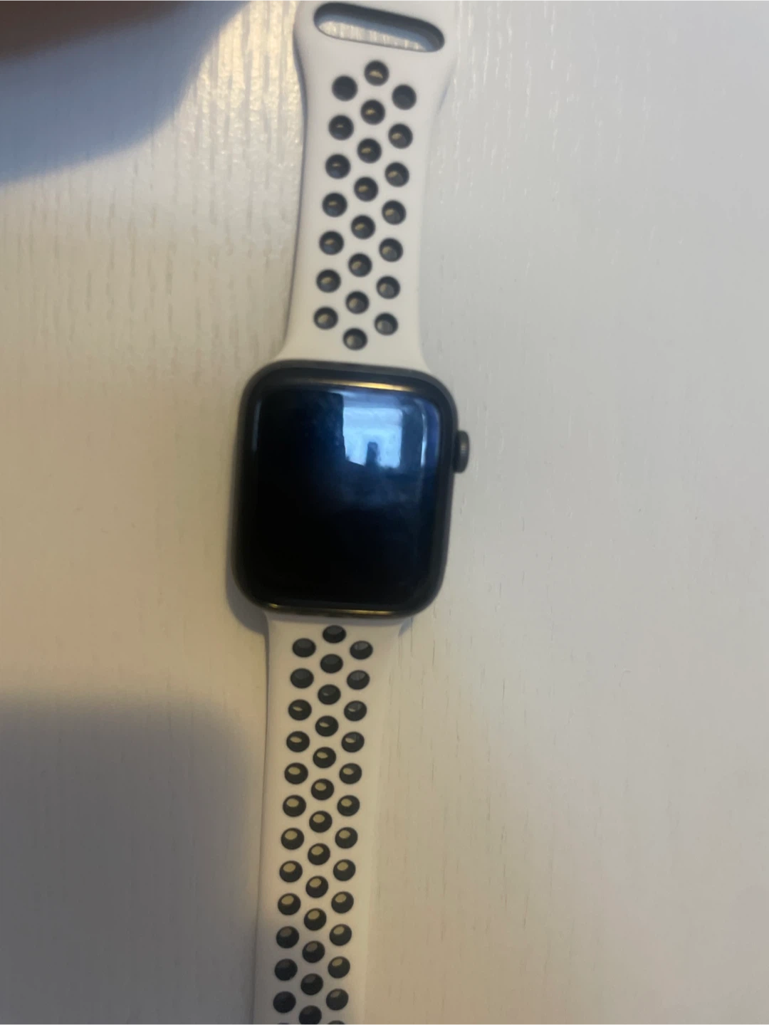 Apple Watch SE 44mm –Extra Straps Included - photo 2
