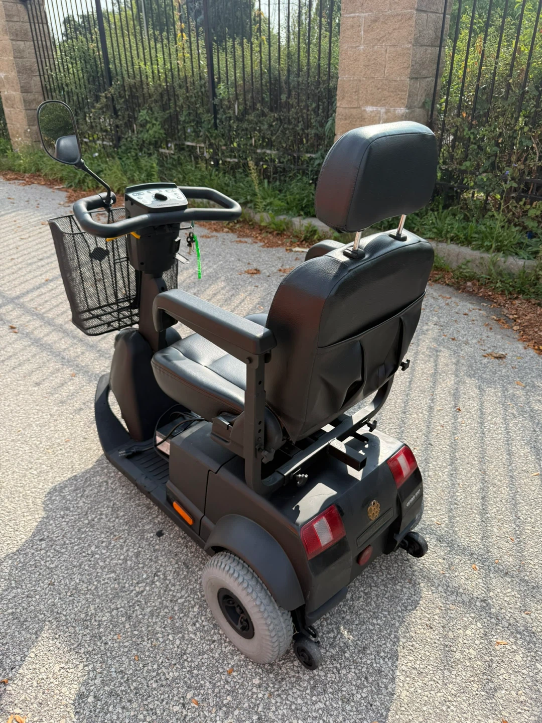Black Fortress 1700DT Mobility Scooter with Basket - photo 5