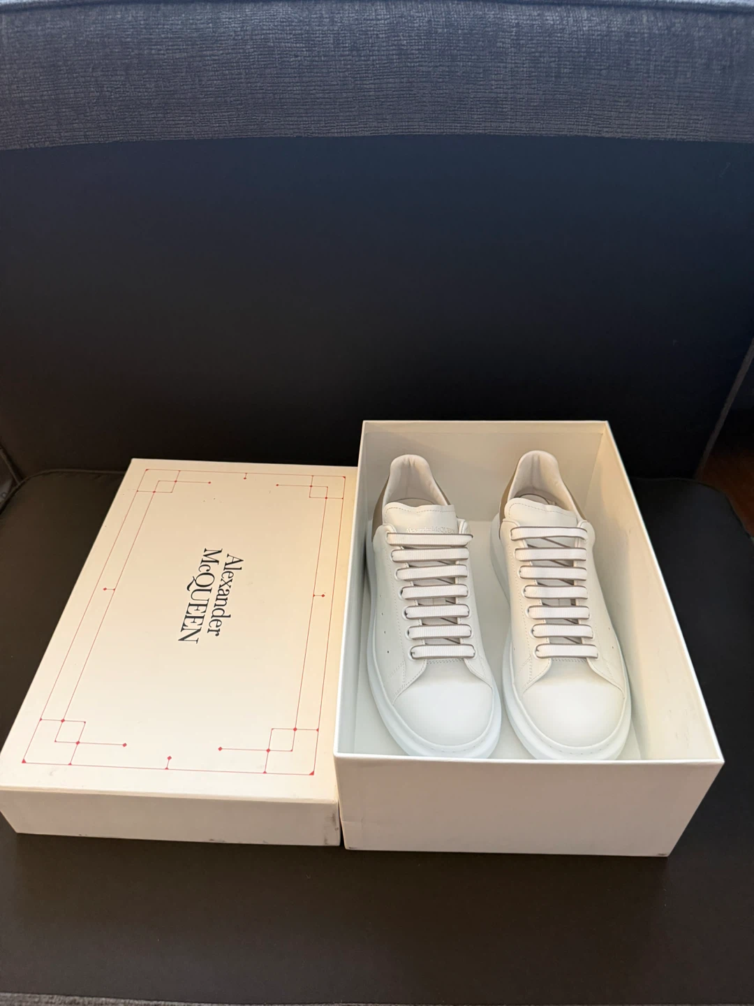 Alexander McQueen Oversized Sneakers - White/Tan