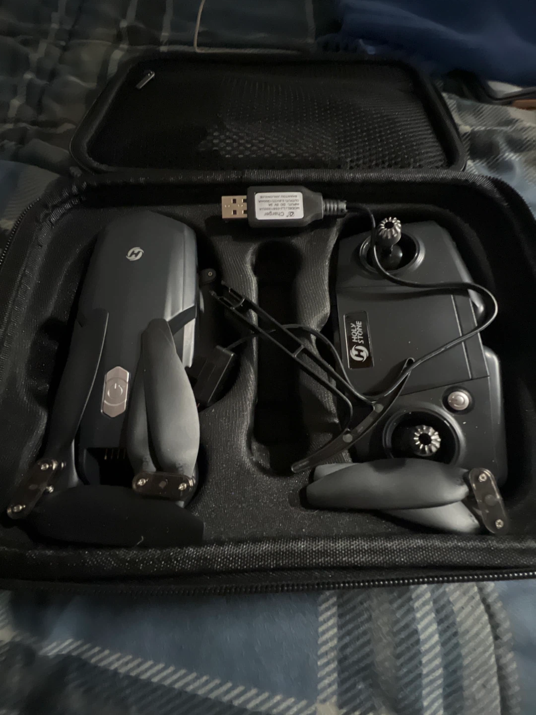 Holy Stone HS260 Drone with Controller and Case