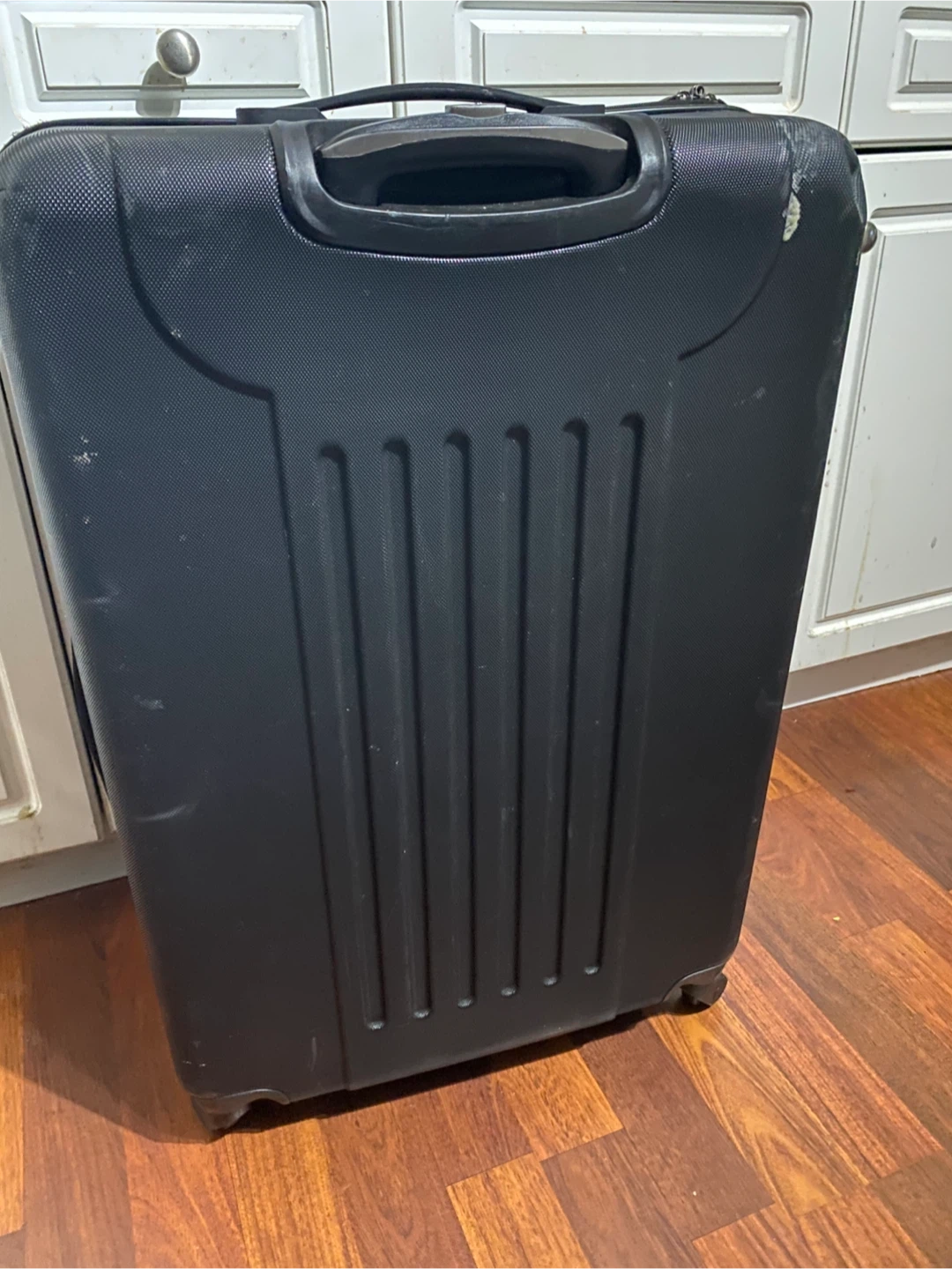 Black Hardshell Spinner Luggage Suitcase - photo 2