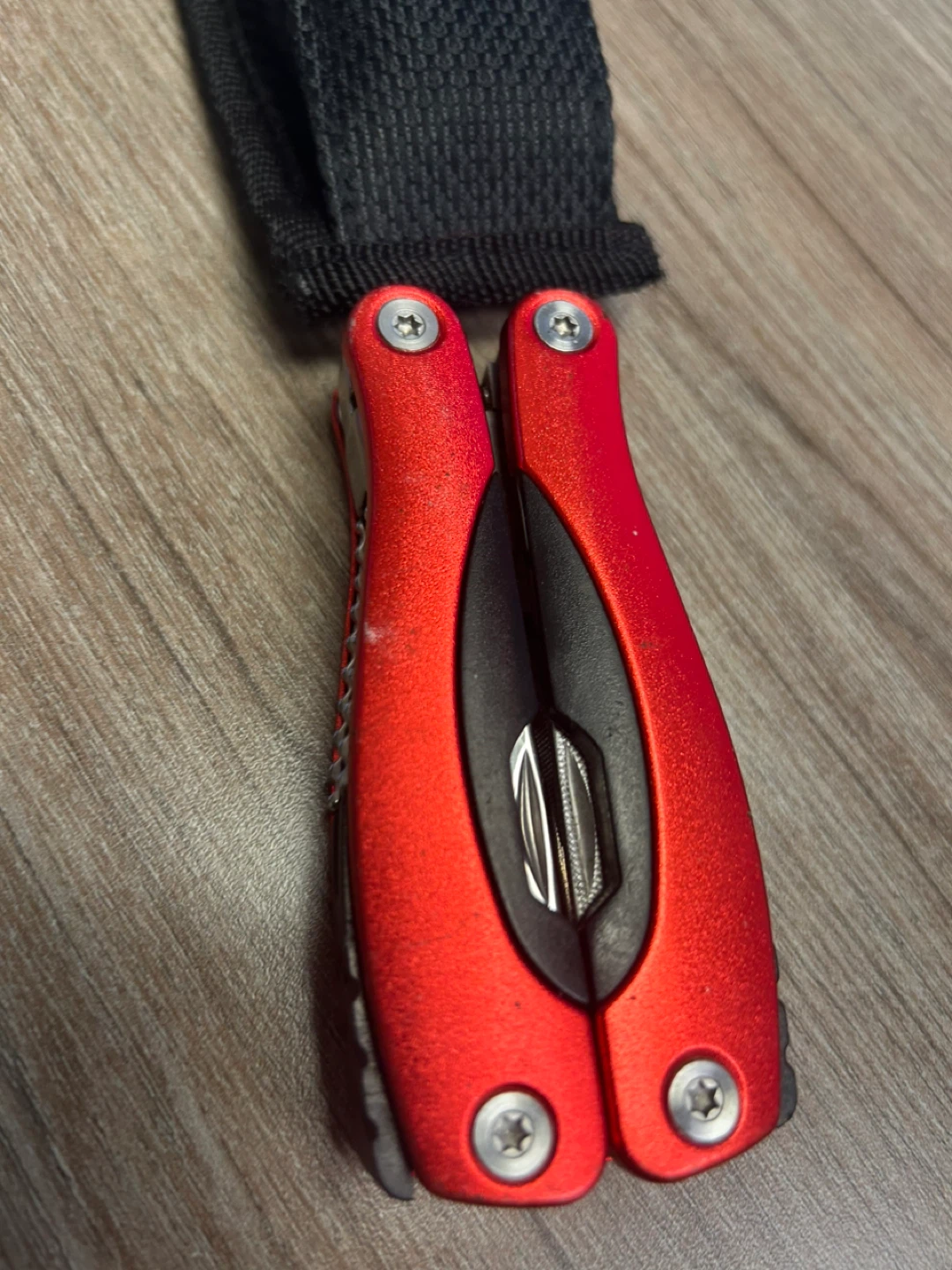 Winchester Red Multi-tool with Black Sheath - photo 2