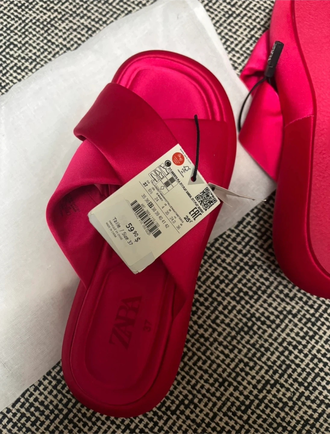 Zara Pink Satin Slides Sandals Size 37 - photo 2
