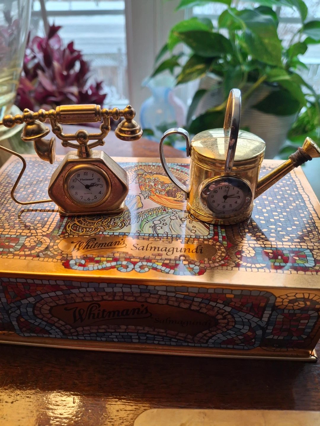 Miniature vintage brass clocks (priced per item)