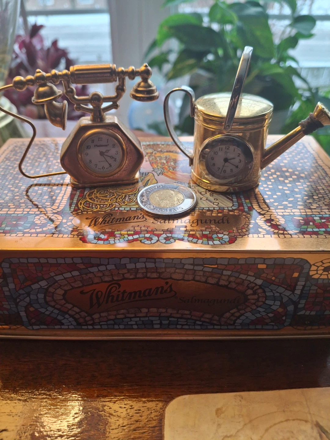 Miniature vintage brass clocks (priced per item) - photo 5