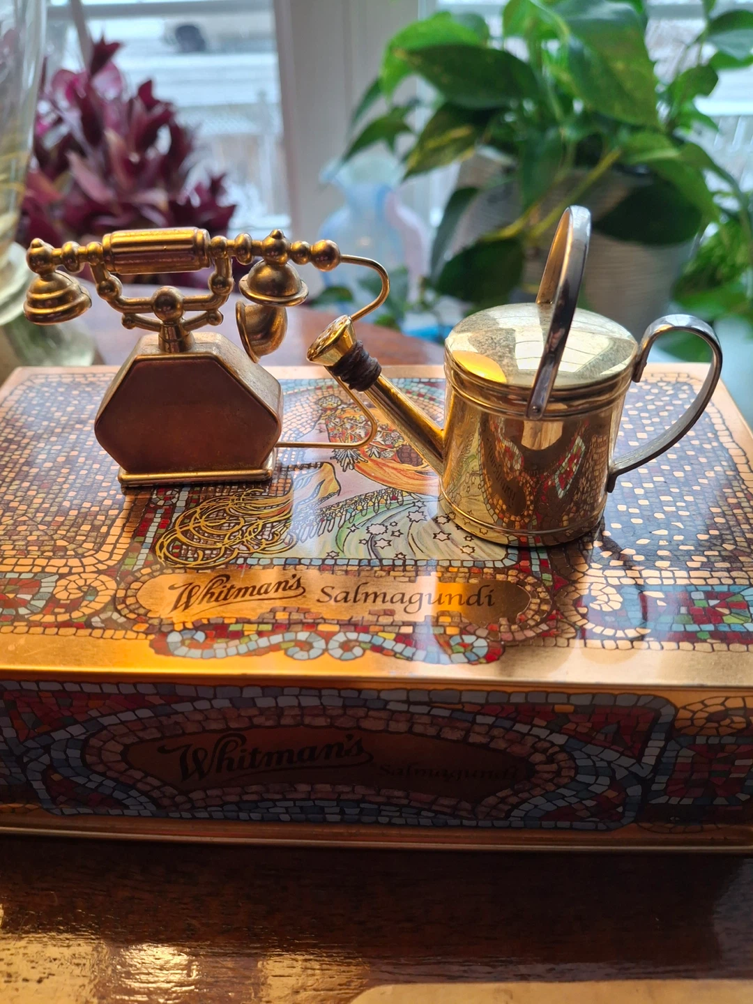 Miniature vintage brass clocks (priced per item) - photo 4