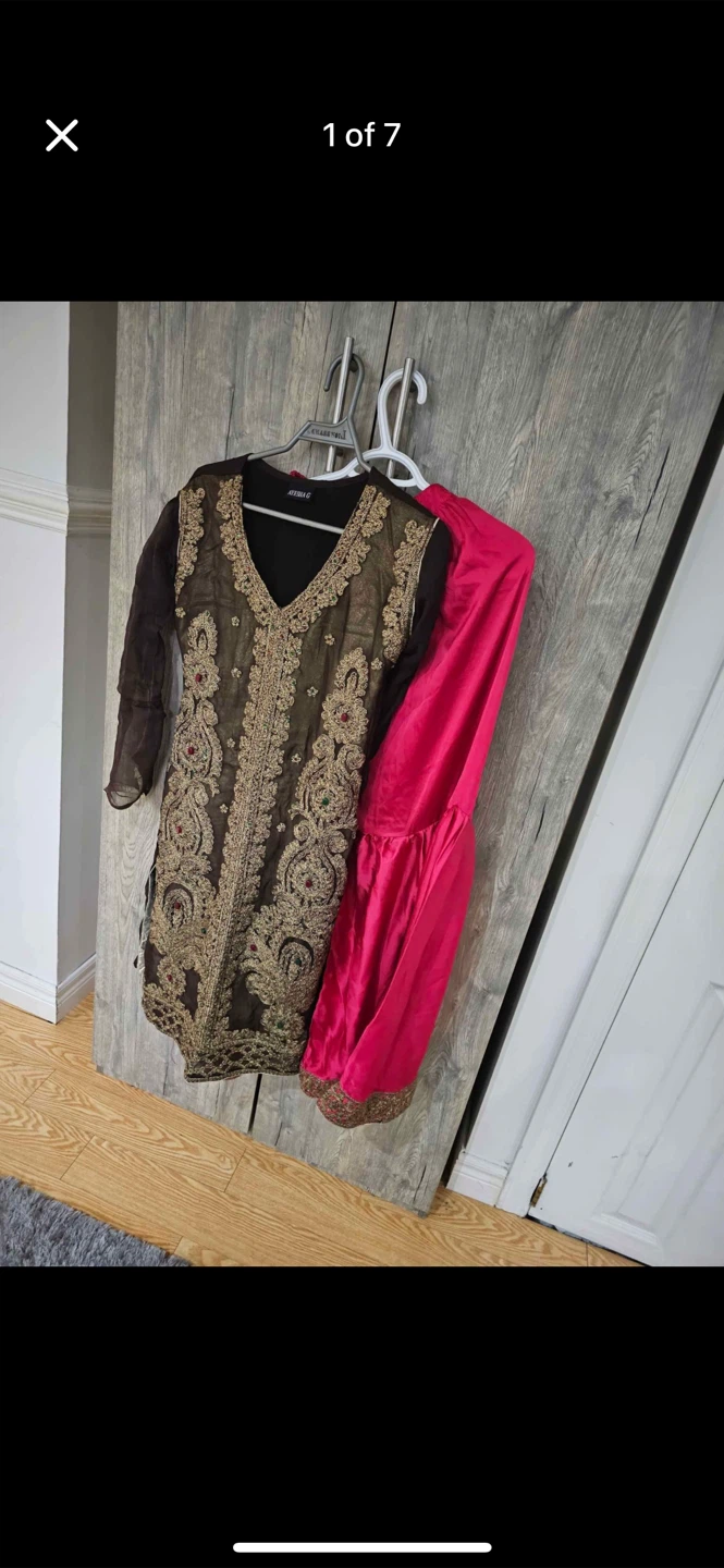 Embellished Kurti with Pants and Dupatta - photo 3