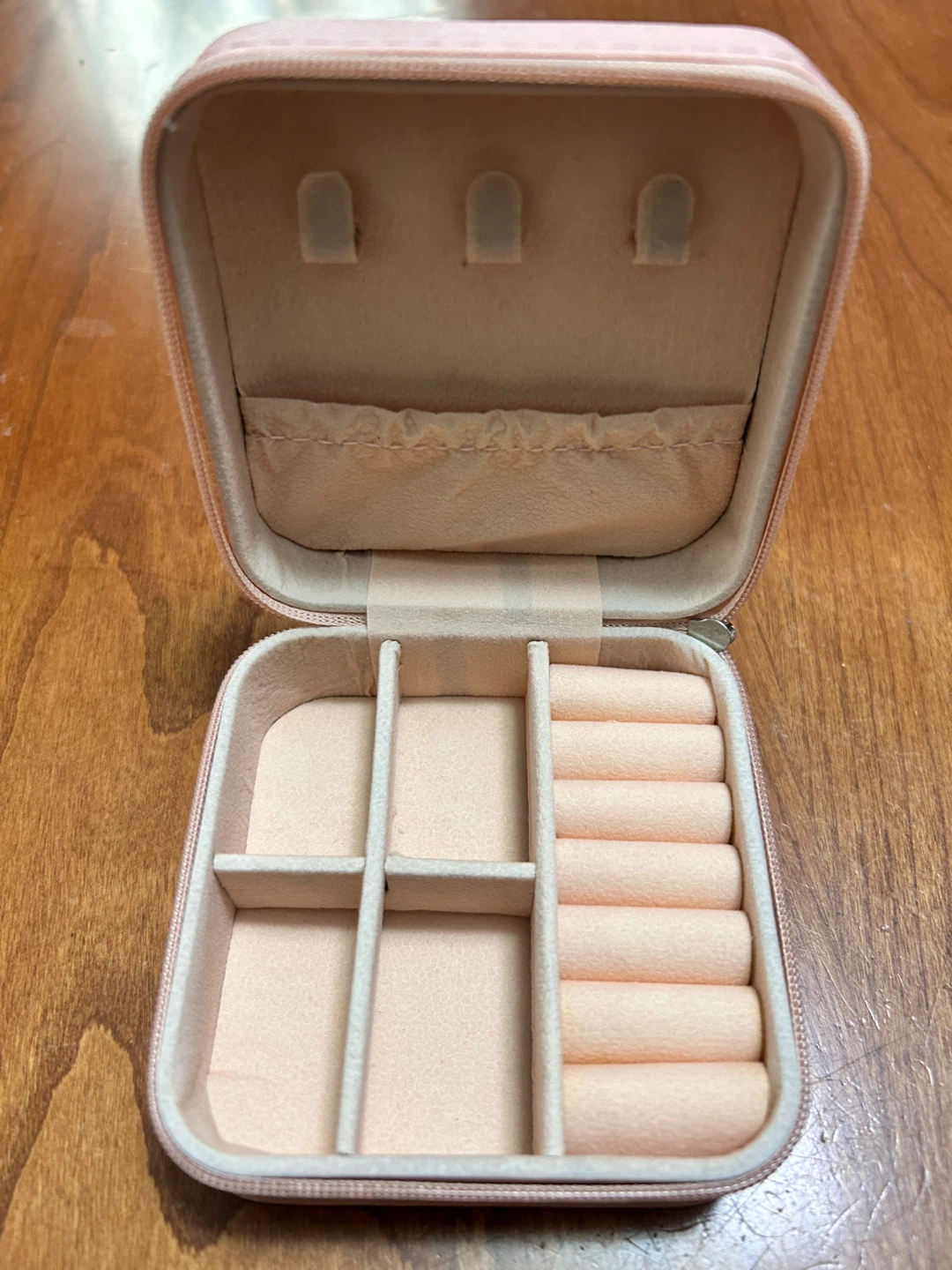 Brand New Pink Travel Jewelry Organizer Box - photo 2