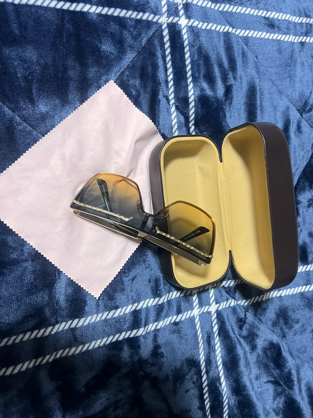 Louis Vuitton Shield Sunglasses with Case - photo 2