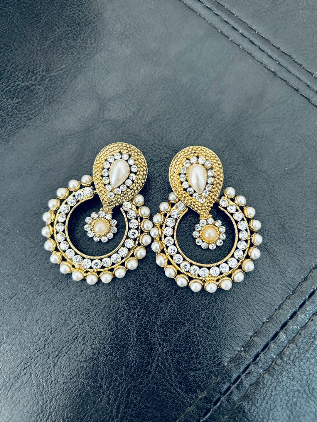 Gold Toned Dangle Earrings with Pearls and Rhinestones - photo 4