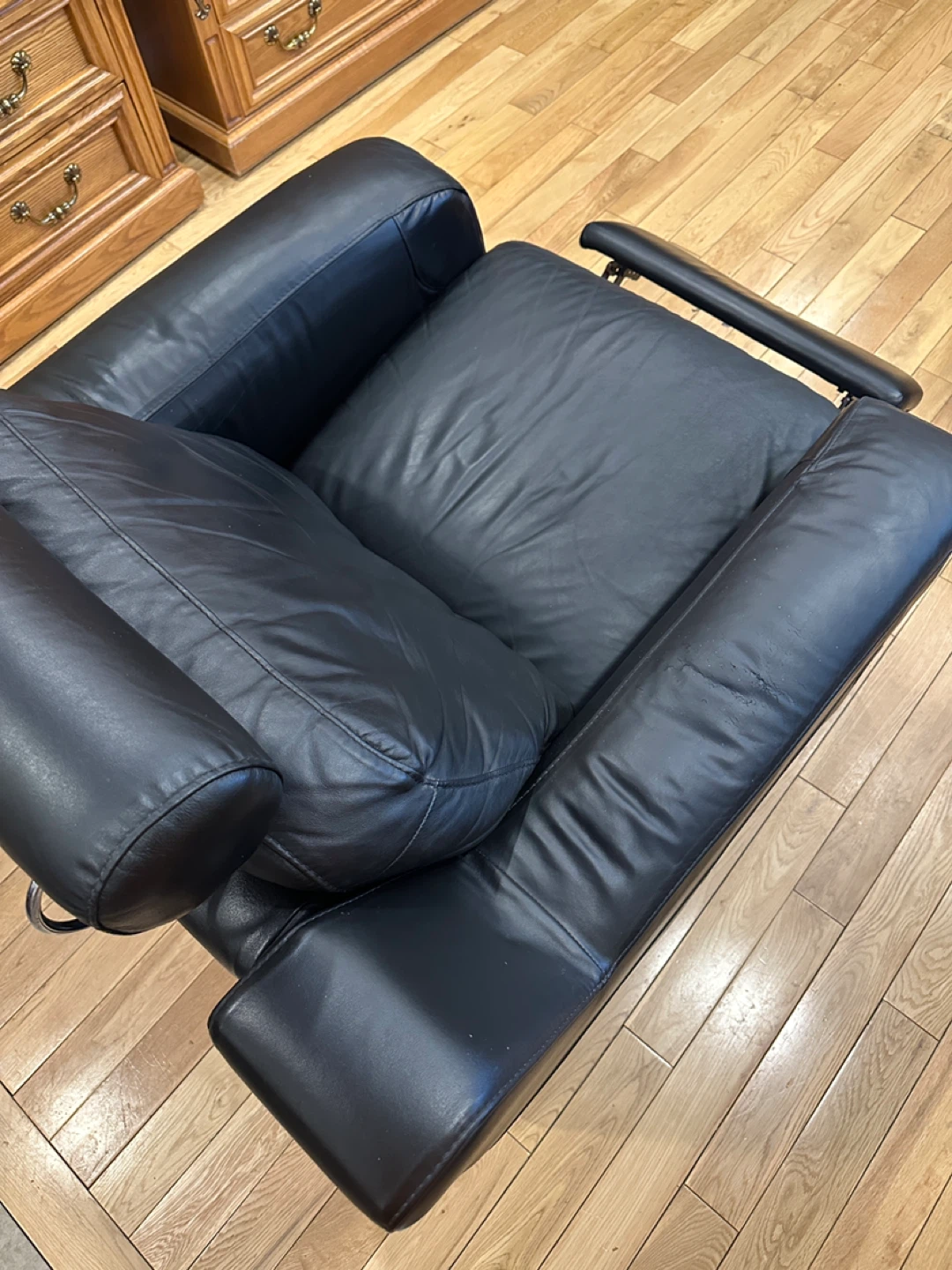 Palliser Flex Leather Armchair Recliner (CAN DELIVER) - photo 4