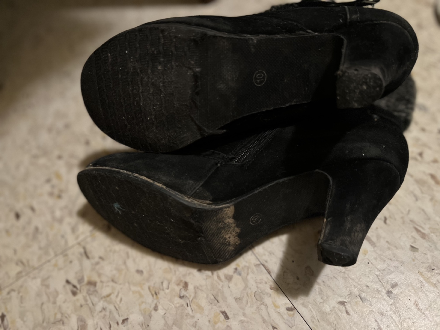 Black Suede Trimmed Heeled Boots Size 10 - photo 3