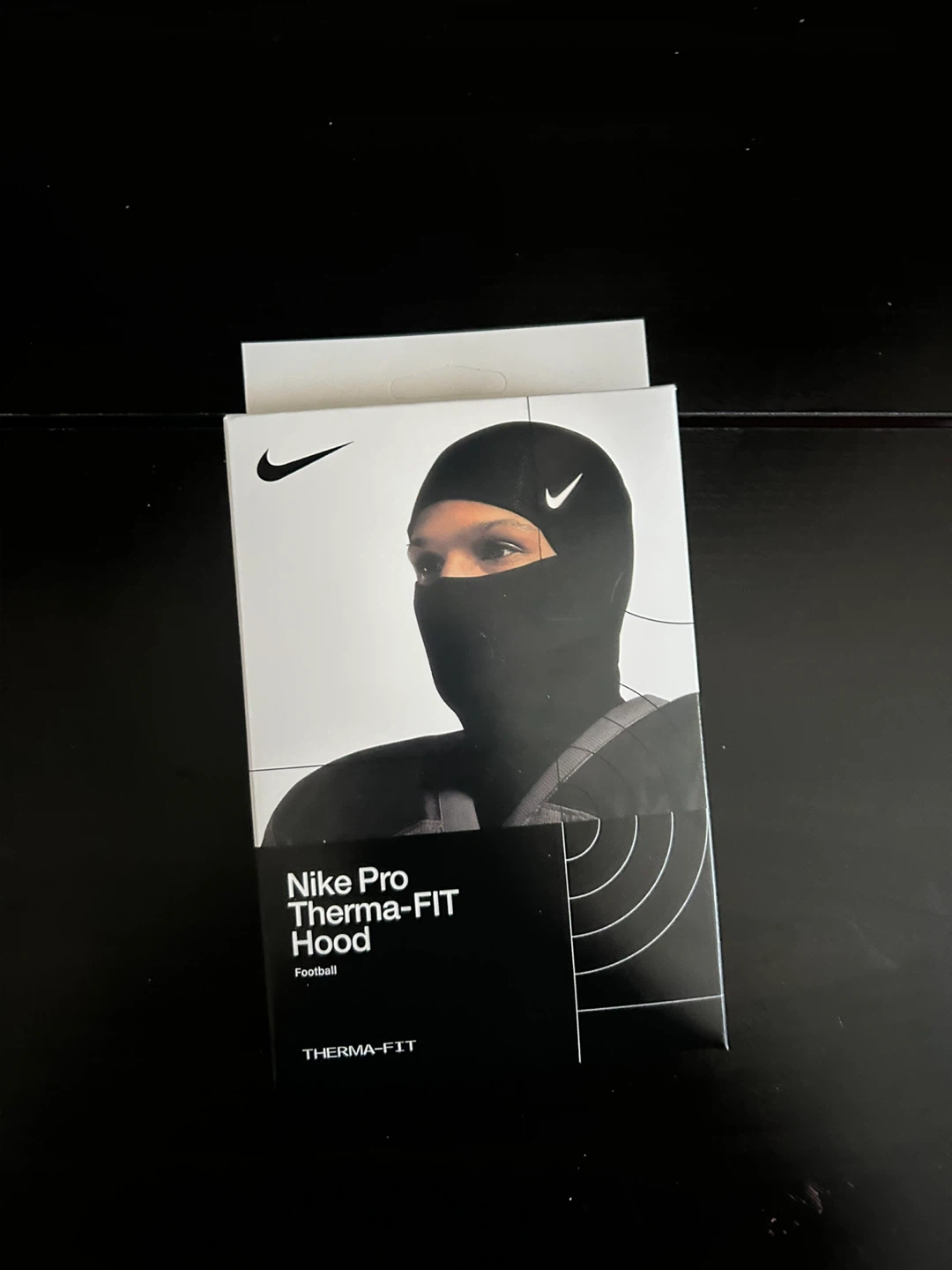 Nike Pro Therma-FIT Hood